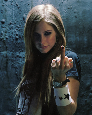 Голая Avril Lavigne